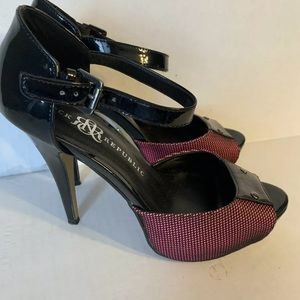 Rock & Republic Retro Pinup Pink Black Heels